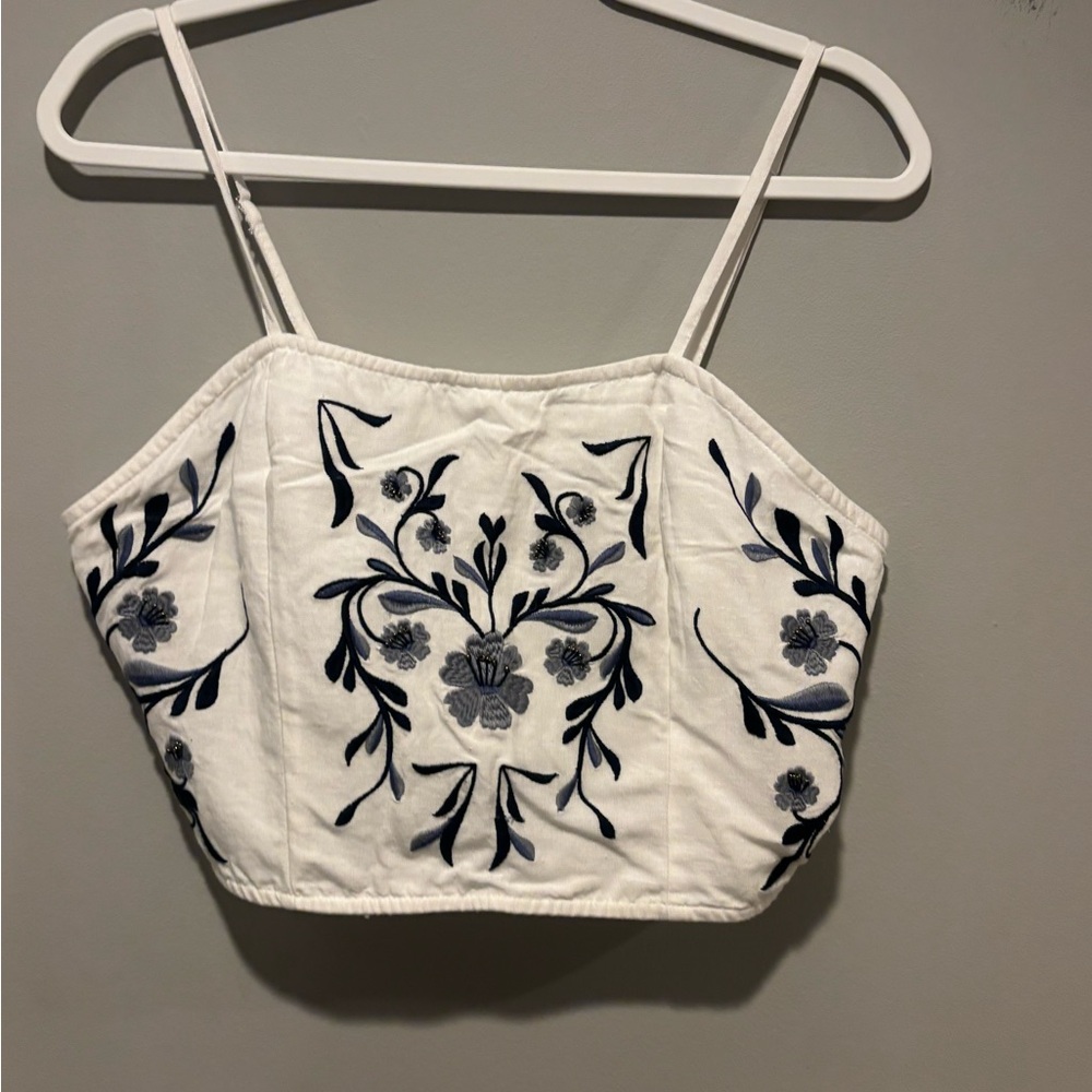 Embroidered White and Blue Women's Top by Midnight Sky - Size Large NWOT